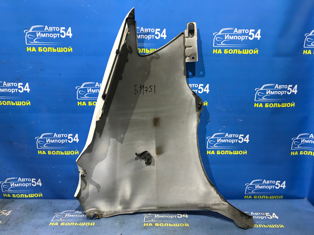 Крыло переднее левое TOYOTA LITEACE NOAH 1996-2007