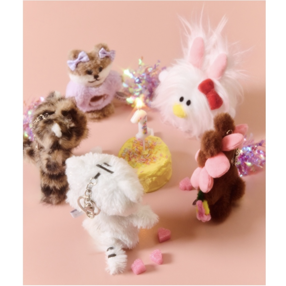 Плюшевый брелок ILLIT Plush Keyring