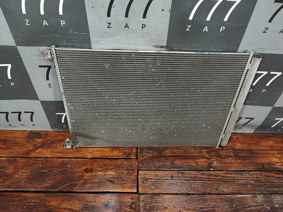 Радиатор кондиционера Mercedes E W213, C W205 БУ Оригинал A0995000454