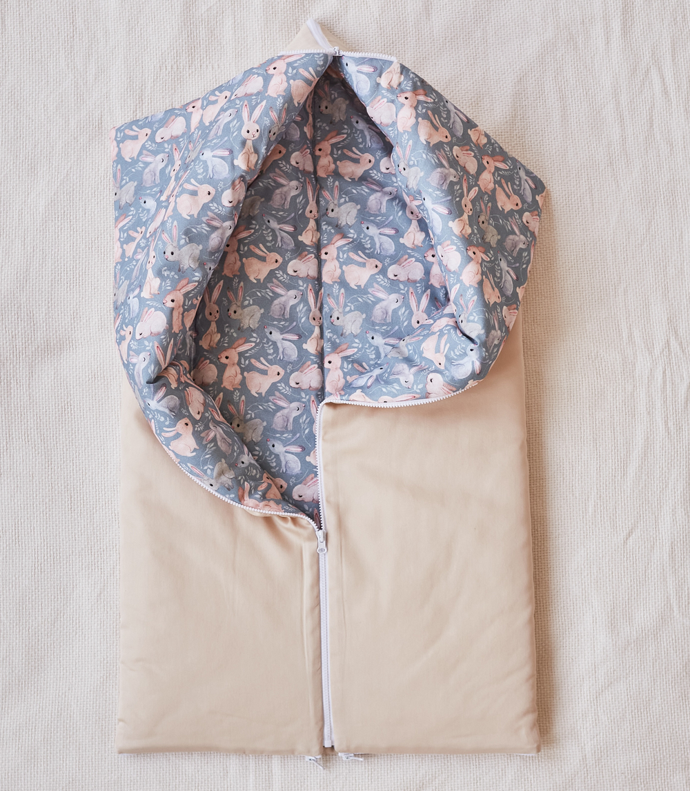 Конверт на выписку Зайчишки (бежевый)