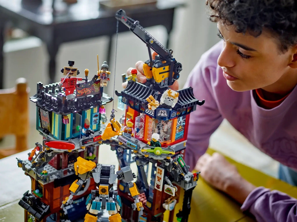 Конструктор LEGO Ninjago 71837 Городские мастерские NINJAGO