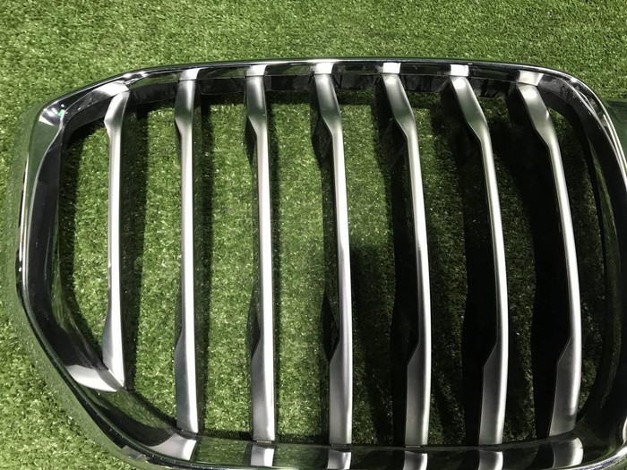 Решетка радиатора BMW X5 G05 (2018-2023)