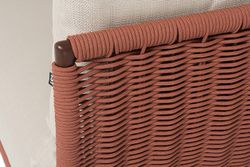 "Фиджи" диван 3-местный плетеный из роупа, каркас алюминий коричневый (RAL8016) муар, роуп красный (8372) круглый tex, ткань Mossle бежевая