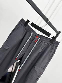 Льняной костюм Kiton