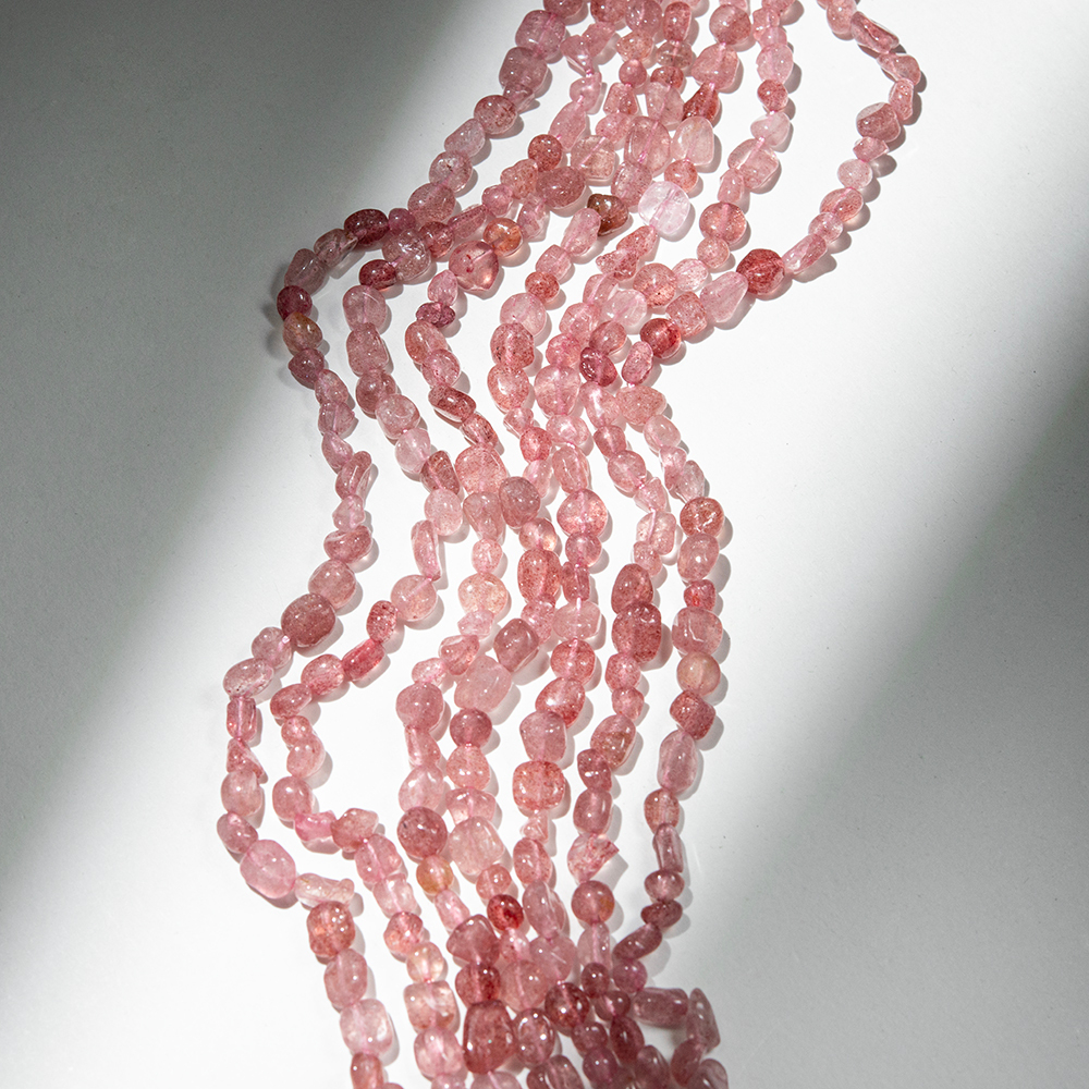 Клубничный кварц натуральный, фриформ, 6-10мм