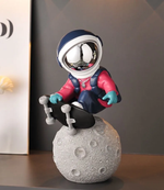 Космонавт 23см