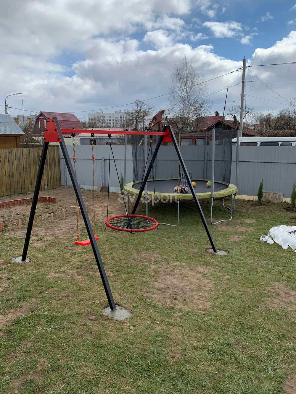 Монтаж уличных качелей Sv Sport