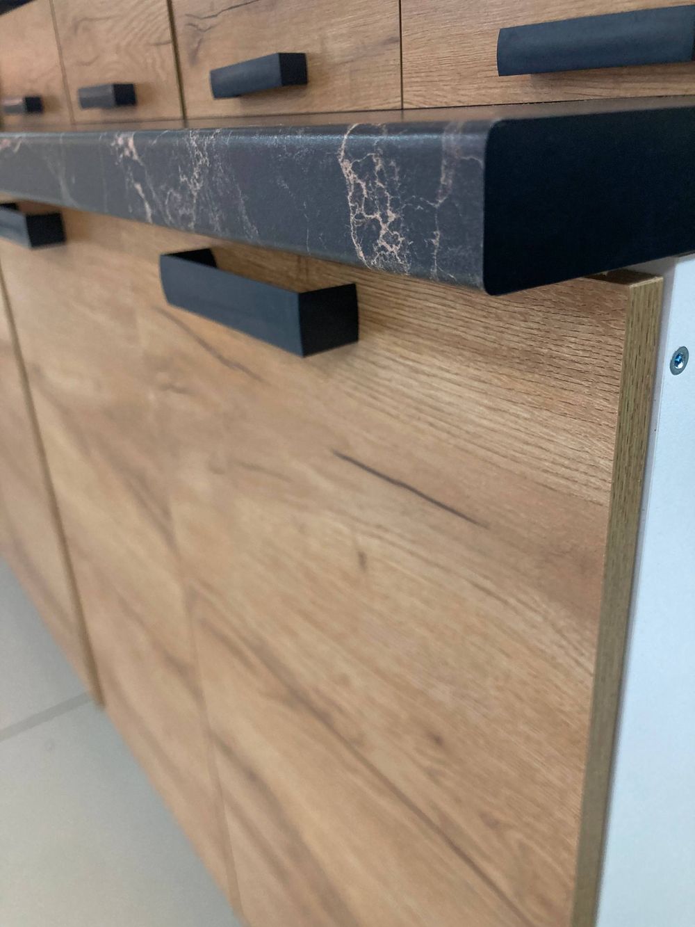 Кухня Крафт 2,0м (ЛДСП) + столешница 2,0м (черный янтарь)