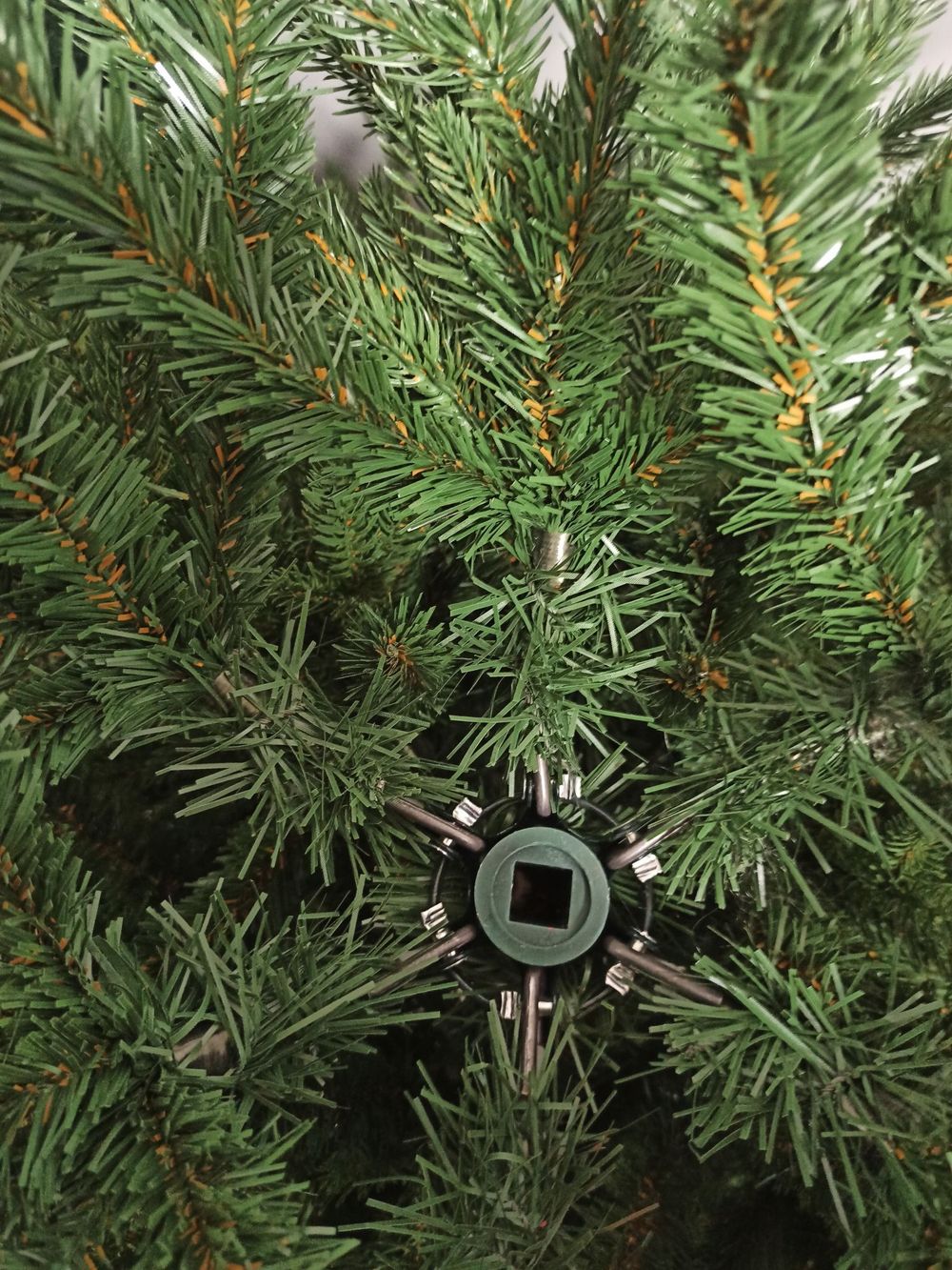 Ель искусственная «Имперская» (Литая+пвх) от 1,8 м до 2,4 м