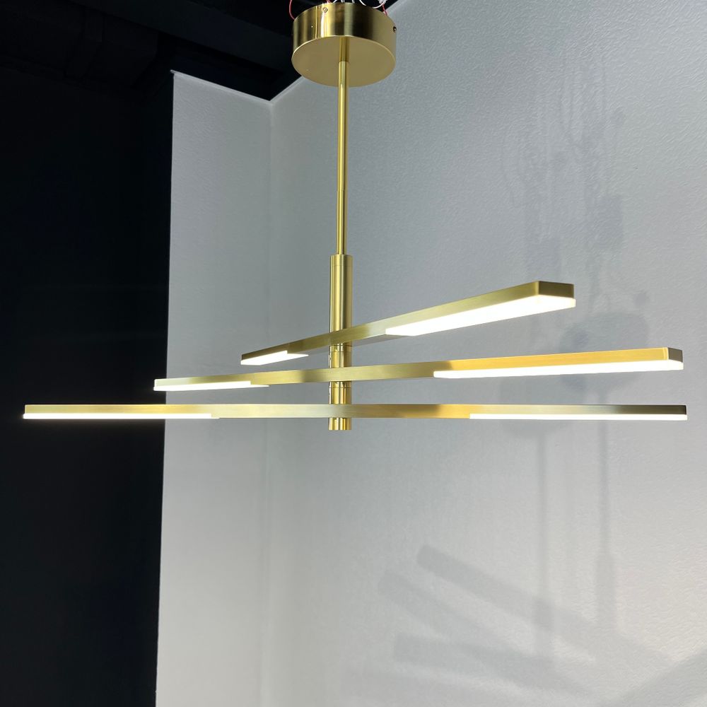 Люстра на штанге ORTON на 3 D96 Gold