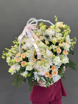 Корзина с эустомой №10