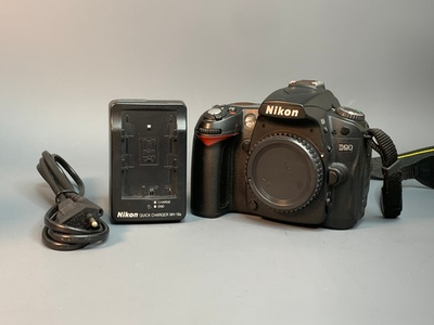 Nikon D90 Body 8.750 кадров