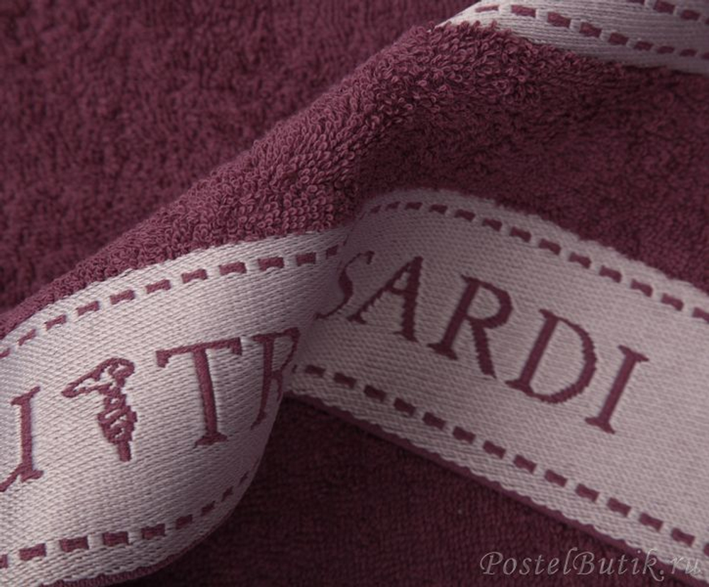 Элитные полотенца махровые Golf сливовые от Trussardi