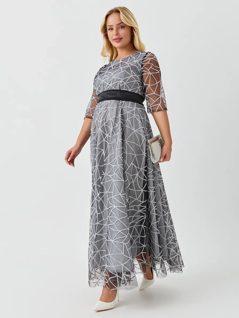 Платье вечернее блестящее