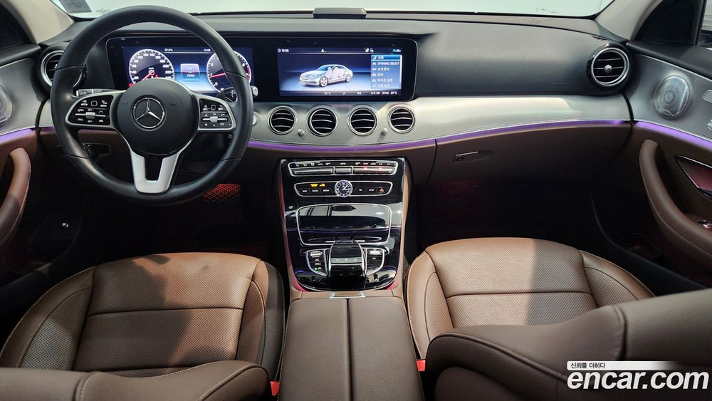 Mercedes-Benz E-Class W213 E300 4MATIC AMG Line (10.2020)