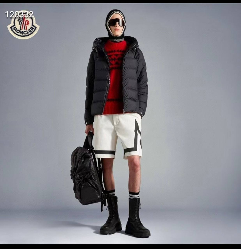 Пуховик Moncler