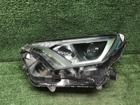Фара левая Toyota Rav 4 CA40 (15-19) галоген