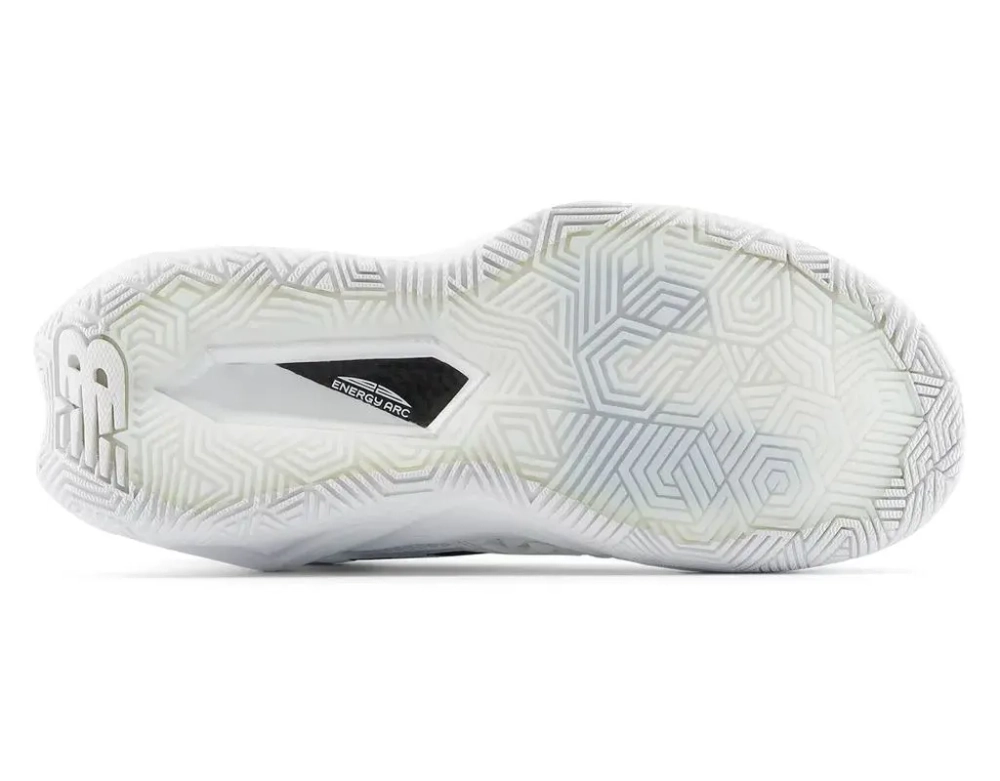 Женские Кроссовки теннисные New Balance FuelCell Coco CG2 - white