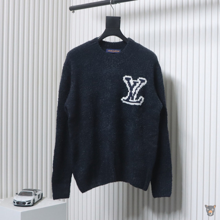 Свитер LV