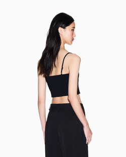 Топ Armani Exchange