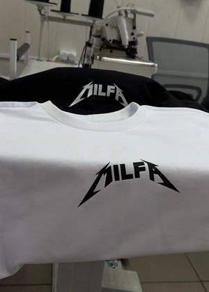 Футболка оверсайз(унисекс) плотная «MILFA»