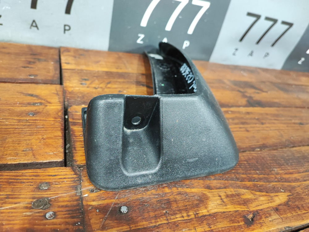 Брызговик задний правый Kia Sportage 4 (QL) 18-22 Б/У Оригинал 86842F1500