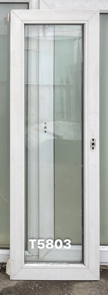 Створка Пластиковая Б/У 136(в) х 45(ш)