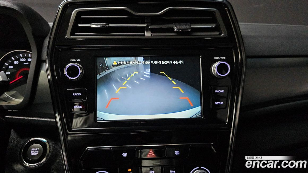 KG Mobility (Ssangyong) Very New Tivoli Бензин 1.5 2WD (05.2020)