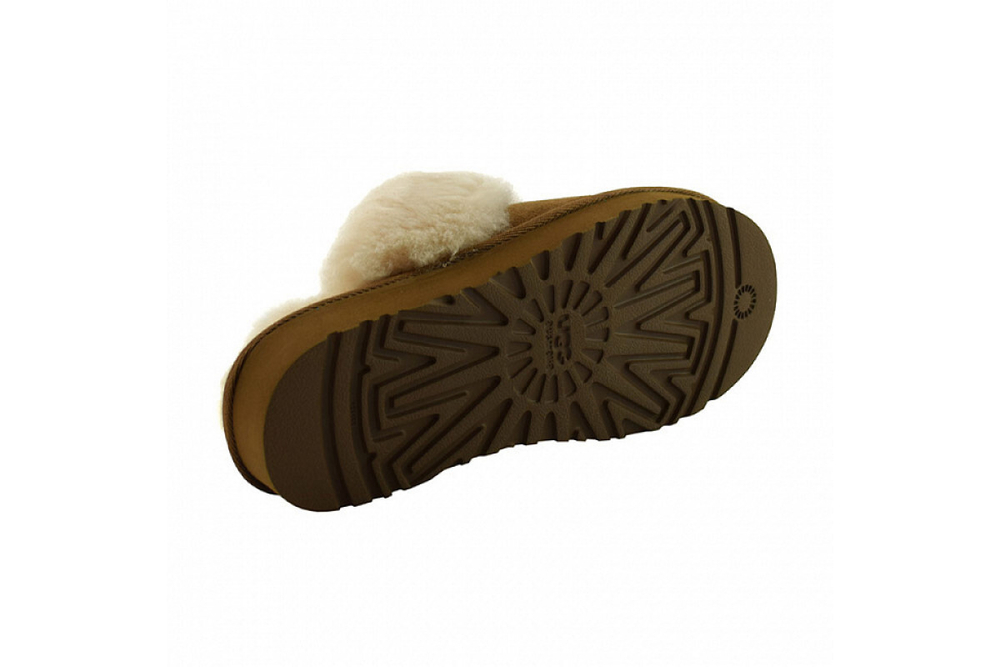 UGG Slippers Scufette Chestnut