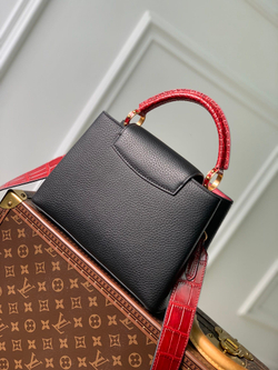 Louis Vuitton Capucines BB