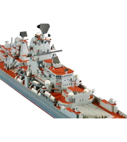 Сборная модель ZVEZDA Российский атомный ракетный крейсер “Петр Великий”, подарочный набор, 1/700