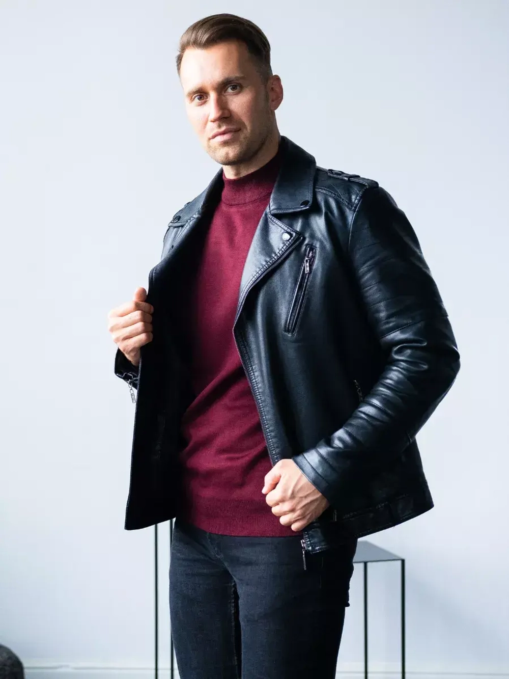 Джемпер Турция тонкий теплый с горлом