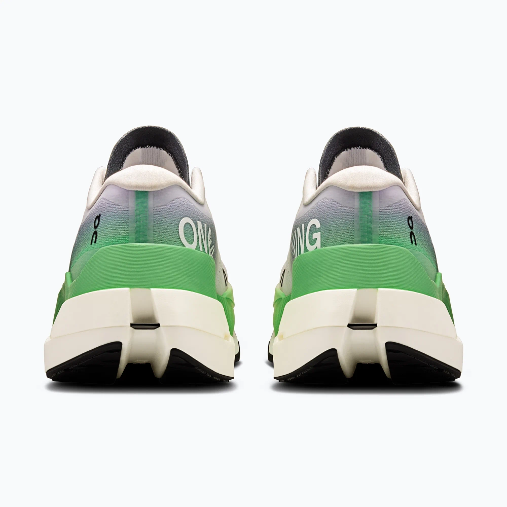 Кроссовки для бега On Cloudboom Max honeydrew/lilac