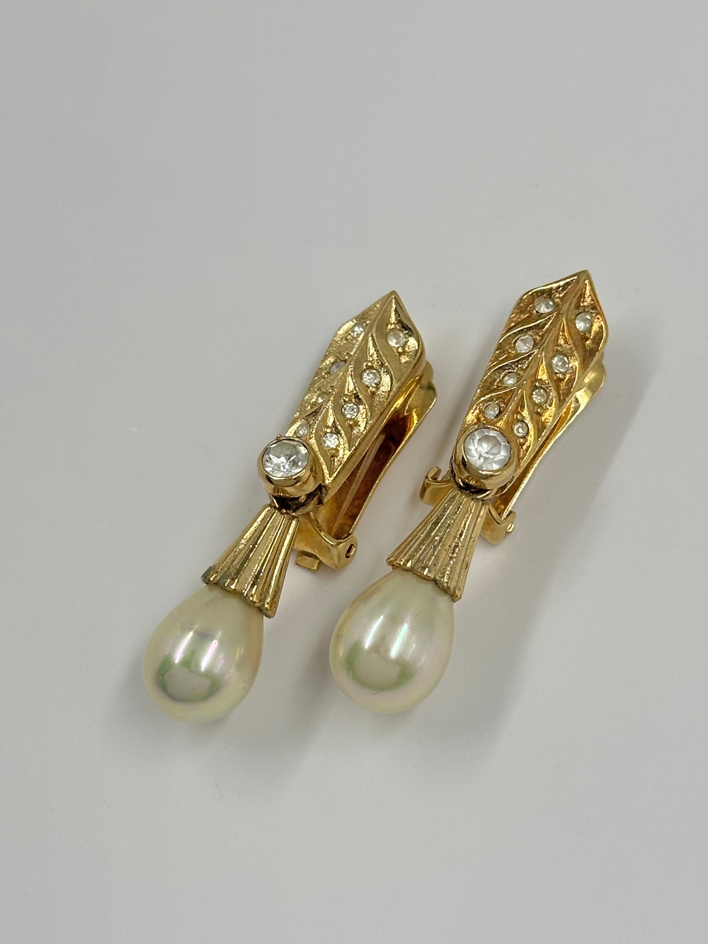 Клипсы с «жемчугом» и кристаллами Chrstian Dior