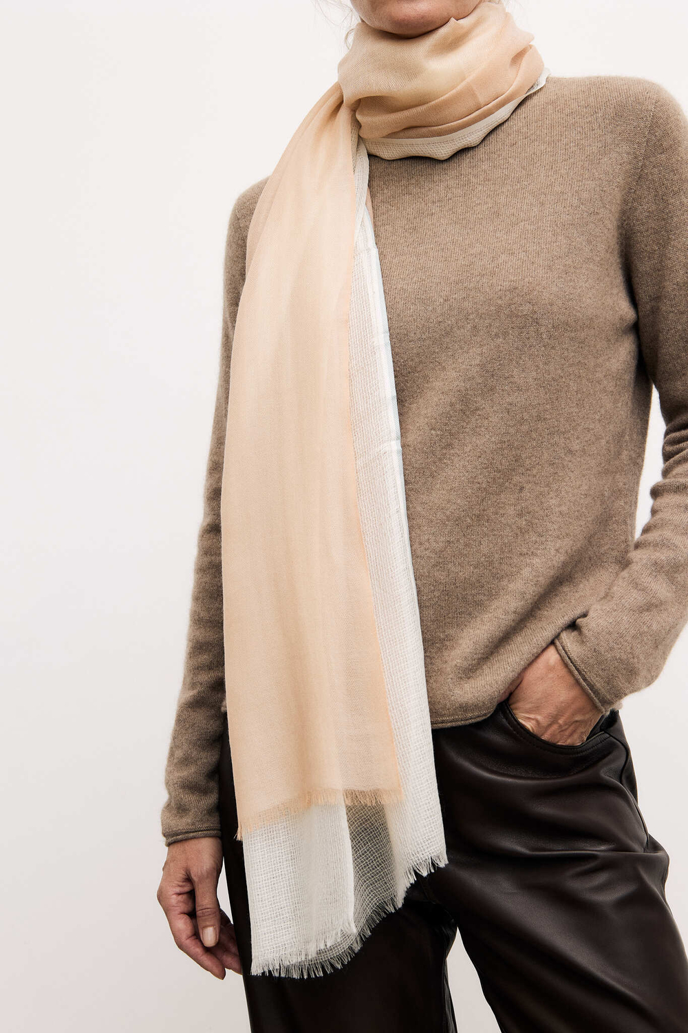 Stole cashmere sand color