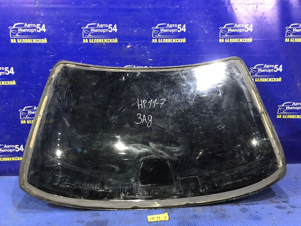 Стекло заднее NISSAN PRIMERA 1998