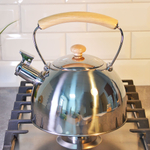 Чайник 2,5л нерж со свистком, зеркальный, ручка с покрытием дуб, индукция, "Daniks" GS-04567G-2