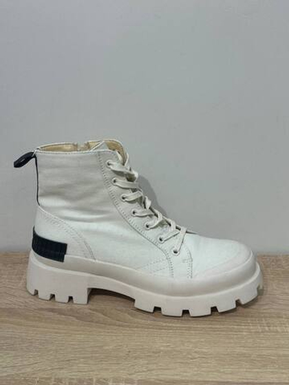 Ботинки из текстиля