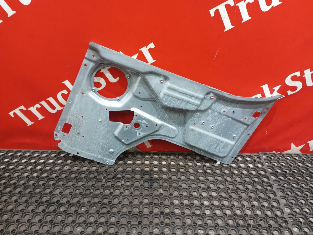 Кронштейн стеклоподъёмника левый 2023г