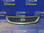 Решетка радиатора NISSAN SUNNY 2000