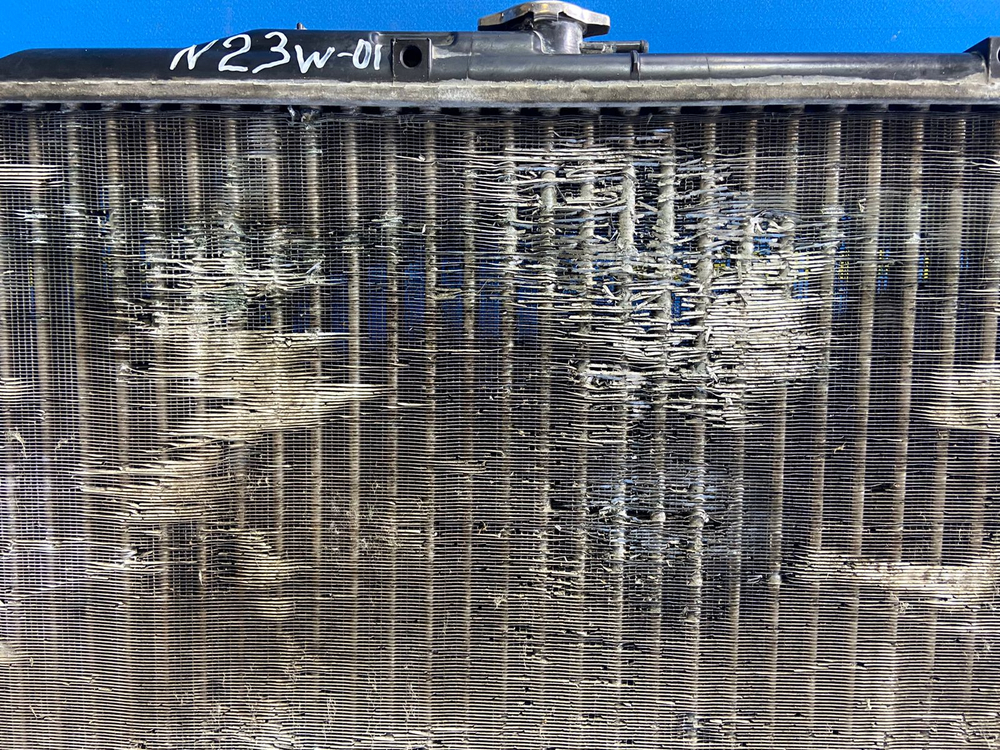 Радиатор двигателя MITSUBISHI RVR 1992