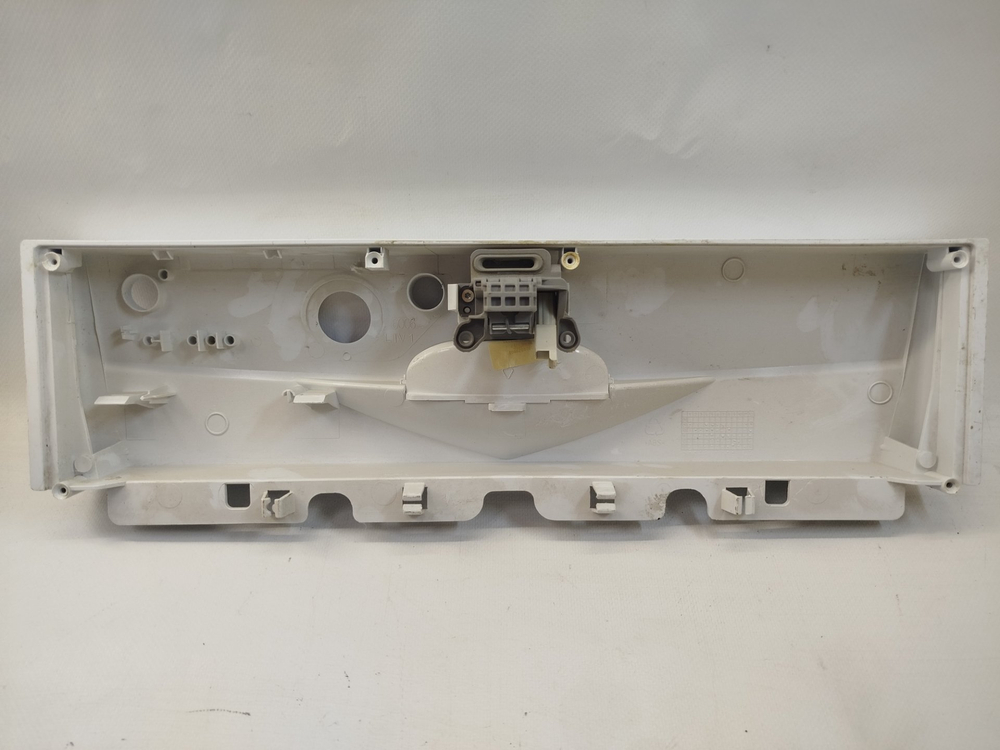 473 Пластиковая панель для посудомоечной машины Indesit DSR 15B3 б/у