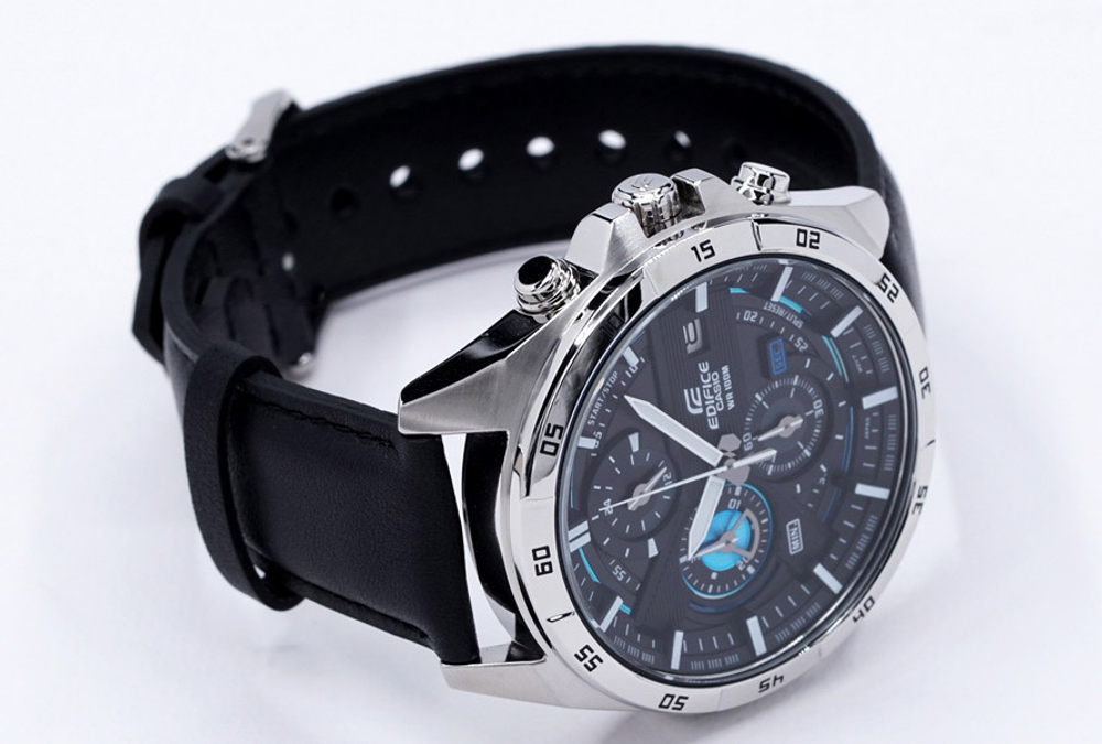 Часы Casio EFR-556L-1A