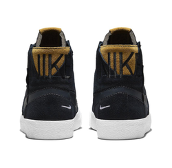 Кроссовки Nike SB Zoom Blazer Mid Premium 'Black Patchwork' DV7898-001
