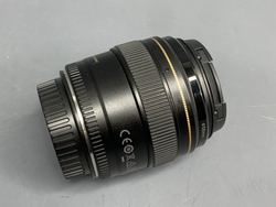 Canon EF 85mm 1.8 USM