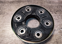 Муфта кардана передняя VAG