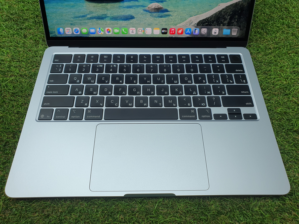 MacBook Air 13 (2025, M4) A3240 16Gb/256Gb 24цикла