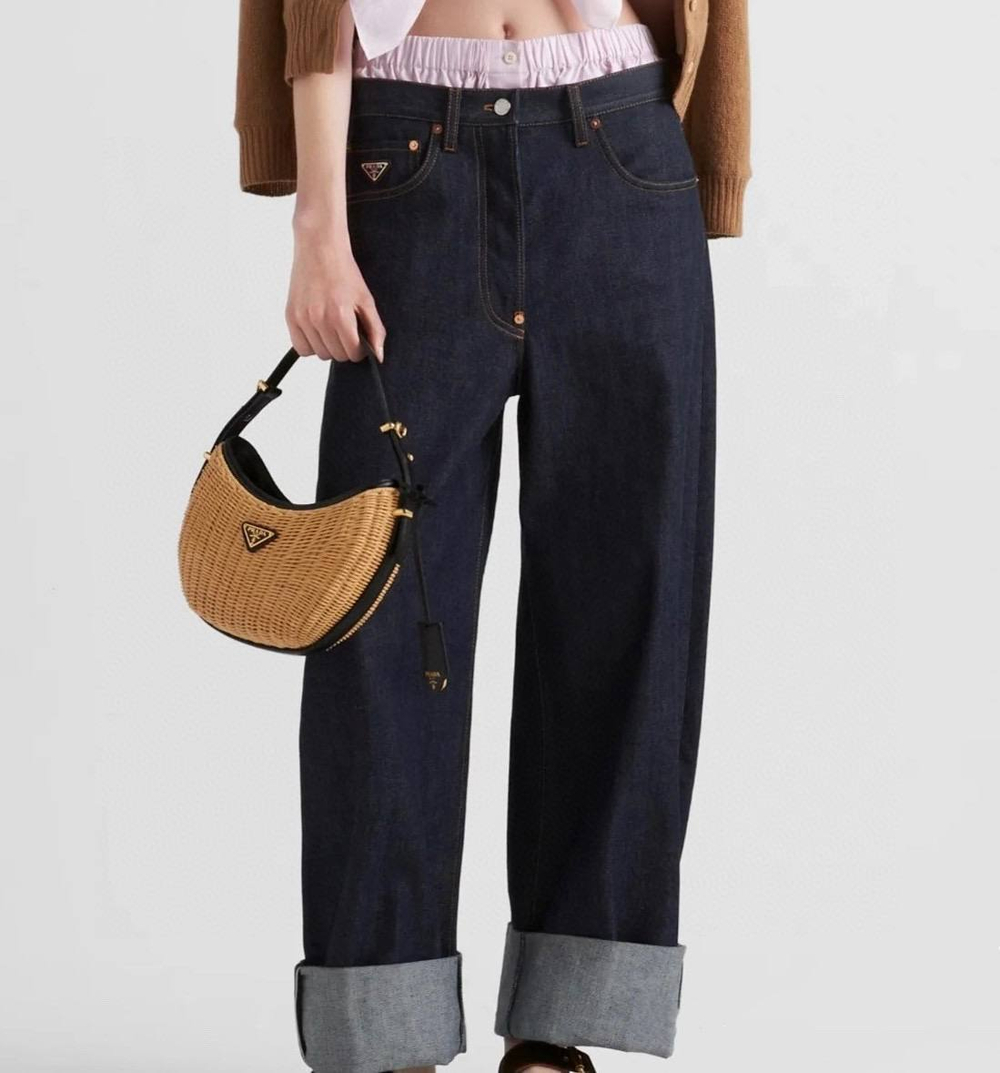 Джинсы Prada