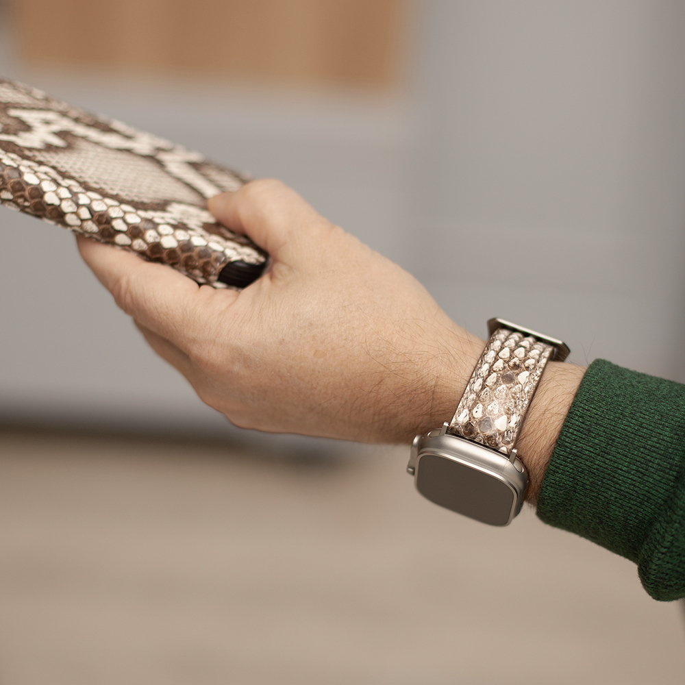 Ремешок для Apple Watch Ultra 49mm из кожи питона, натурального цвета