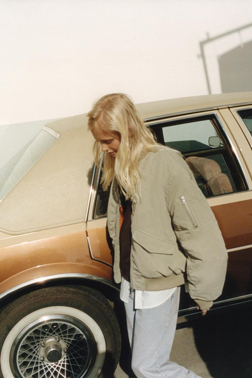 ZARA КУРТКА-БОМБЕР ИЗ НЕЙЛОНА, СВЕТЛЫЙ ХАКИ